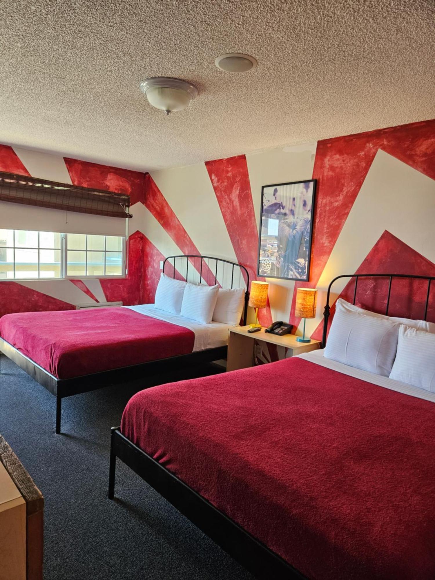 Huntington Surf Inn Huntington Beach Eksteriør billede